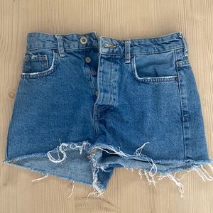Bershka vintage jeans shorts US 2